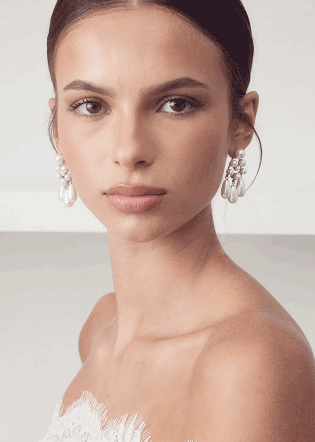 Min-pearl-chandelier-earring