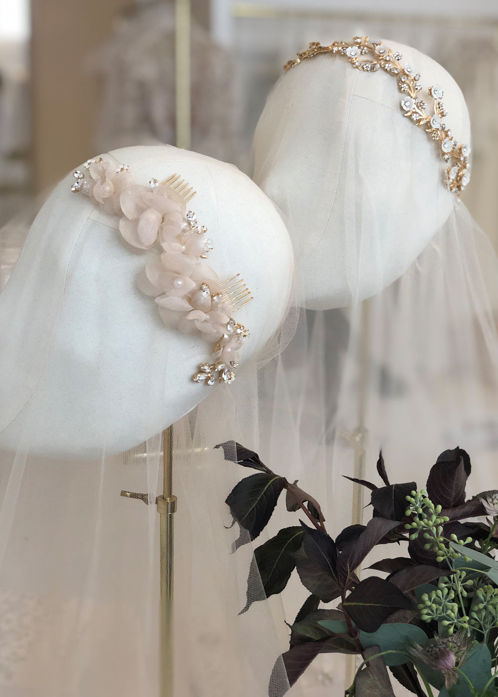 Fabrique Floral Garland Comb