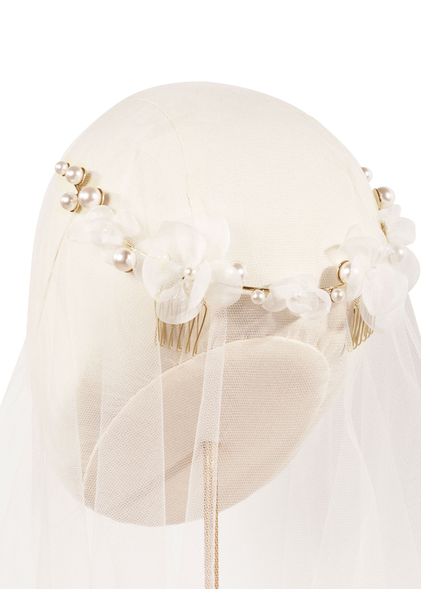 Flutter Pearl Garland Comb