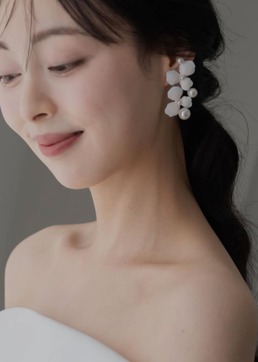 Orchid Blush Pearl Drop Earrings - Bridal Elegant – Elizabeth Bower