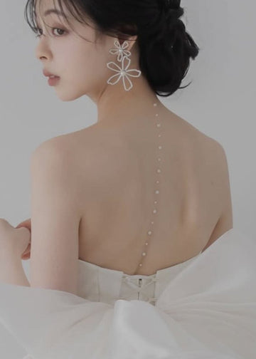 Daisy Dublet Floral Earrings - bridal Earrings - Elizabeth Bower