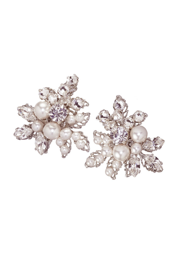 Corsage Pearl Cluster Stud Earrings