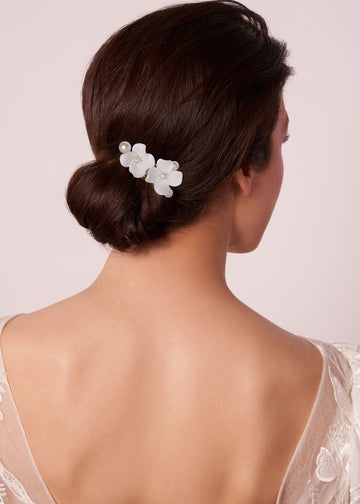 Weiss Pearl Floral Hair Comb - bridal Hair accessories - Elizabeth Bower
