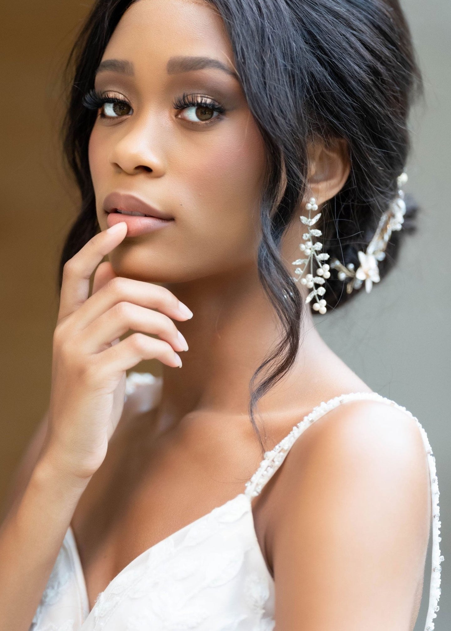 Bud Pearl Statement Earrings - bridal Earrings - Elizabeth Bower