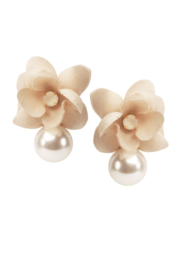 Blush silk flower and pearl bridal earring on white background 