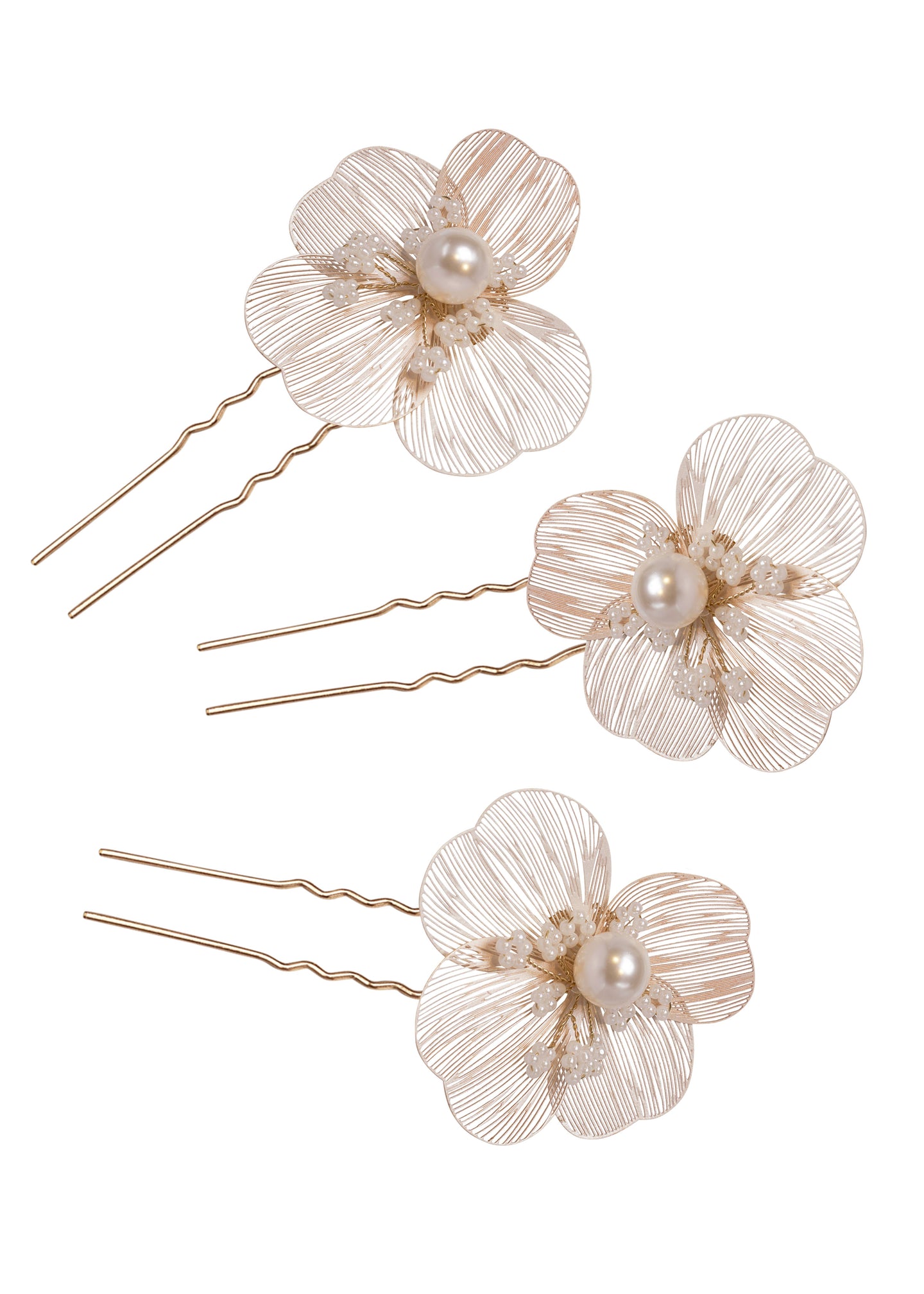 A set of 3 floral hair pins with pearl enters on a white background.
